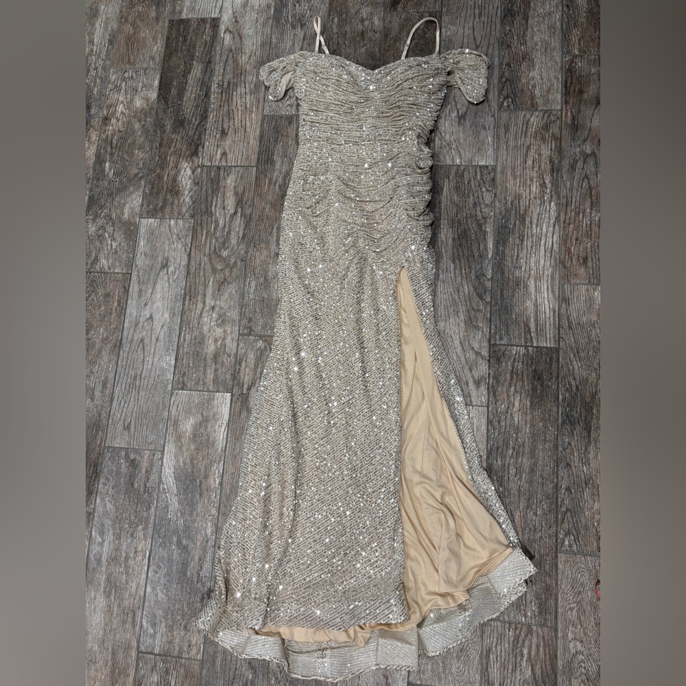 Sparkly Mermaid Cream Silver Evening Gown - Picture 2 of 5